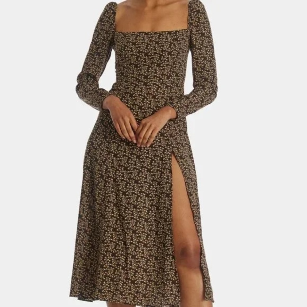 Closet Cleanout ⭐️ O.P.T. Lenon Floral Midi Dress 🤎